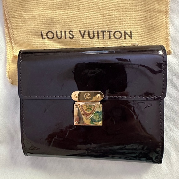Louis Vuitton Amarante Vernis Koala Wallet-price firm. With dustbag. - Picture 1 of 11